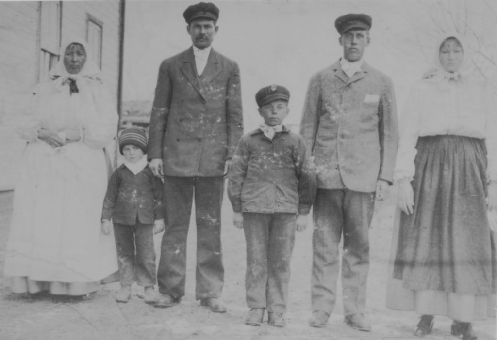 Alosha N Chernoff wife Parania children Wasyl Pete and Nick with wife Marisha