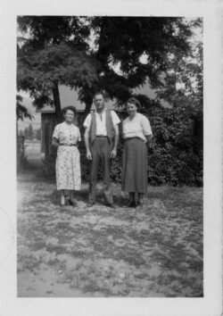 Mabel and husband Pete J Chernoff with sister-in-law Mabel (Nick J Chernoff's wife). Grandforks, BC 1960. At Aunty Verigen's (Mabel J Chernoff) Mabel and husband Pete J Chernoff with sister-in-law Mabel (Nick J Chernoff's wife). Grandforks, BC 1960. At Aunty Verigen's (Mabel J Chernoff)