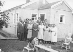 Picture taken in Verigin at the home of Mable and Fred Relkoff at time of Dunyan's funeral in 1953 Nikolai N. Chernoff's Descendants