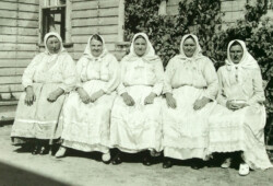 Parania (Pearl) Verigin, Doonya Barisoff (Vanya’s 2nd wife), Fanya Popoff, Hannya Chernoff, Nellie Kurenoff. Chernoff Gathering - Khutor 1942 Brother's Wives